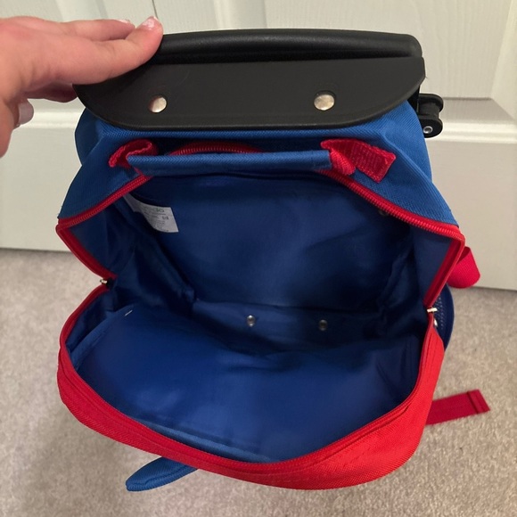 Yodo Shark Backpack Blue and Red - Picture 6 of 10